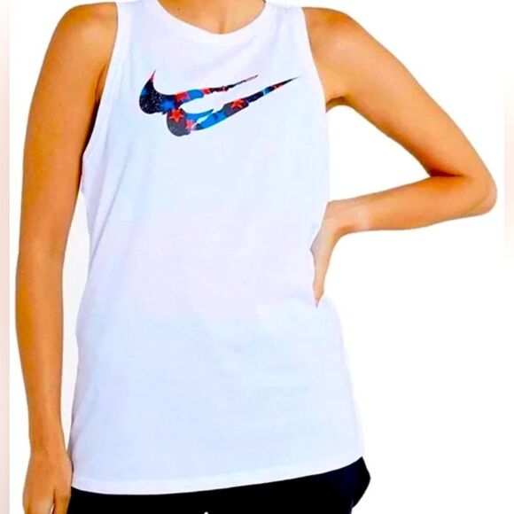 NWT Nike Swish Training Tank (Large) - Picture 1 of 8